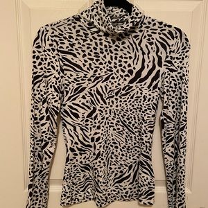 Animal print top - size xs/s